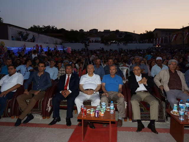6. Taşpınar Belediyesi Turizm, Kültür ve Halı Festivali şenlikleri