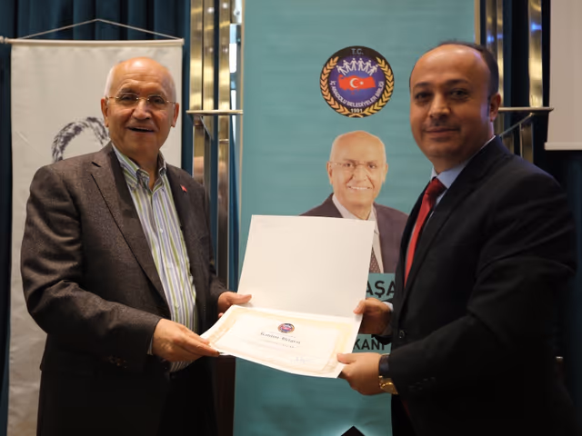 Birliğimize Üye Belediyelerin Mali Hizmetler Müdürleri, Zabıta Müdürleri ve personeli ile Yenimahalle Belediyesi Teftiş Kuruluna Mevzuatı Bilgilendirme Eğitimi verildi.