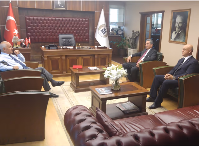 Birliğimiz Üyesi Boztepe Belediye Başkanı Sn. Ramazan Aydının Ziyareti
