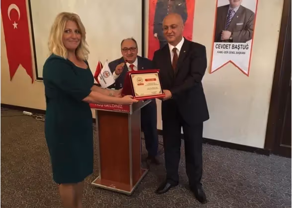 KAMU-DER Tarafından Yılın Başarılı Birlik ödülüne layık görüldük