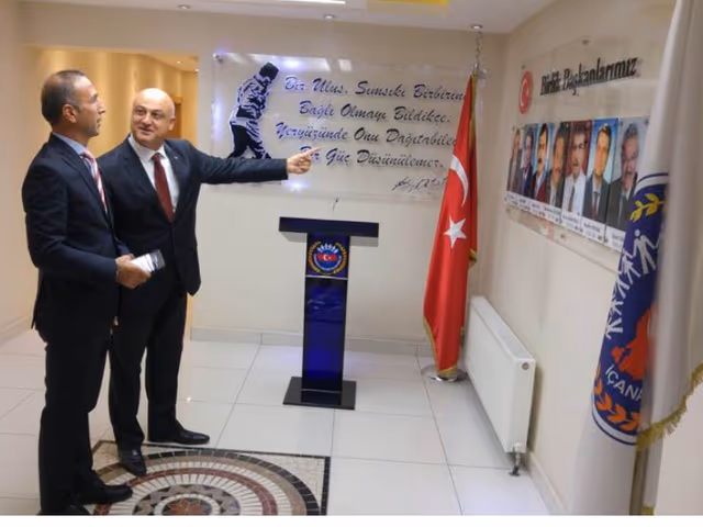 Başbakanlık Müşaviri Sn.Hayri Çavuşoğlu Birliğimizi Ziyaret Etti.