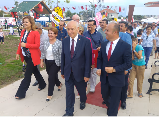 Birlimiz Üyesi Afyonkarahisar/Dazkırı Belediyesine Birliğimiz ve Yenimahalle Belediyesinin katkıları ile yaptırılan Adalet Parkı açıldı.