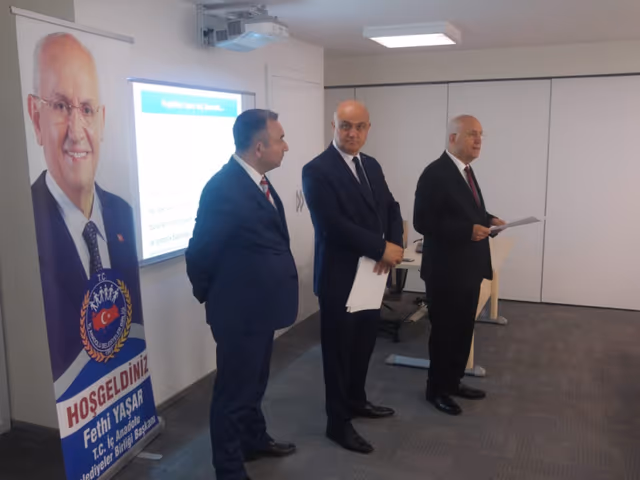 İmar Müdürleri ve Mali Hizmetler Müdürlerine yönelik “İmar Kanunu ve Uygulamaları” ve “Satın Alma Yöntem ve Süreçleri ” Konulu Hizmet İçi Eğitimler Tamamlandı.