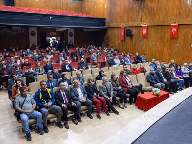 Afyonkarahisar Belediyesinde gerçekleştirilen Hizmet İçi Eğitim Programımız devam ediyor.