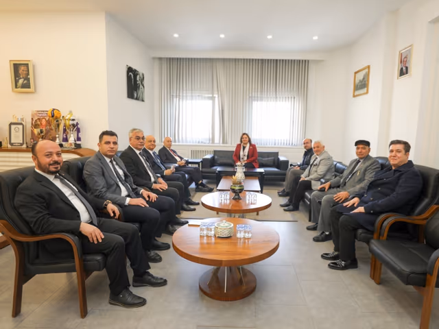 Afyonkarahisar Belediyesinde gerçekleştirilen Hizmet İçi Eğitim Programımız devam ediyor.