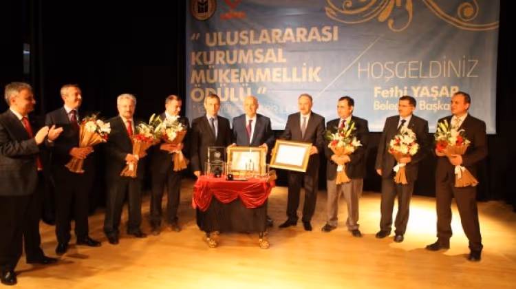 Yenimahalle Belediyesine Uluslararası Kurumsal Mükemmellik Ödülü