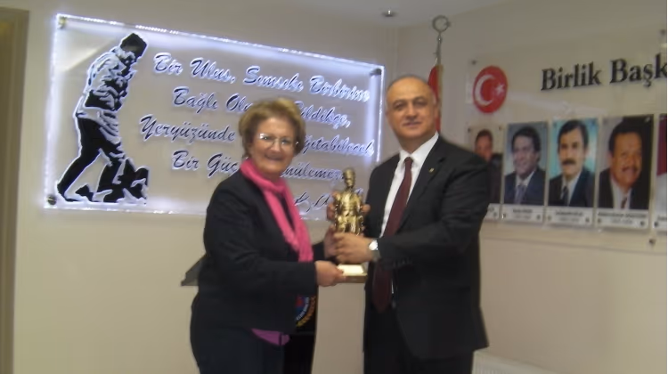 Bozkurt Belediye Başkanı Sn. Birsen Çelik Birliğimizi Ziyaret Etti.