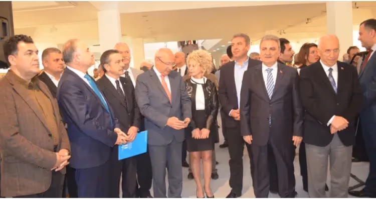 Birliğimiz üyesi Tepebaşı Belediye Başkanı Sn. Ahmet Ataça Sanata Katkı Ödülü